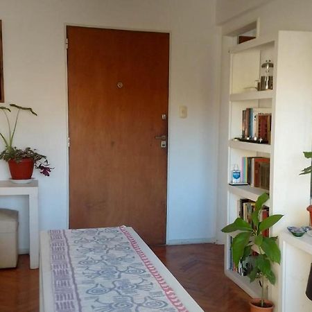 Depto 2 Ambientes Muy Luminoso Con Wifi Y Vista A La Plaza Διαμέρισμα Μπουένος Άιρες Εξωτερικό φωτογραφία
