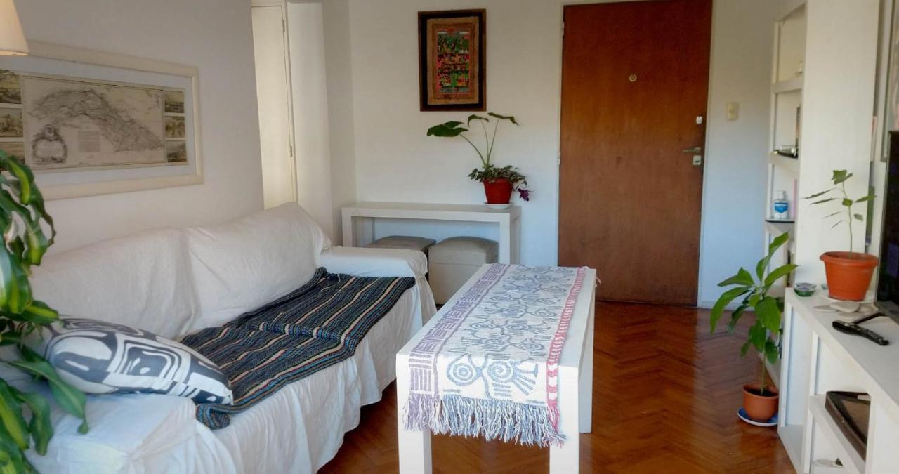 Depto 2 Ambientes Muy Luminoso Con Wifi Y Vista A La Plaza Διαμέρισμα Μπουένος Άιρες Εξωτερικό φωτογραφία