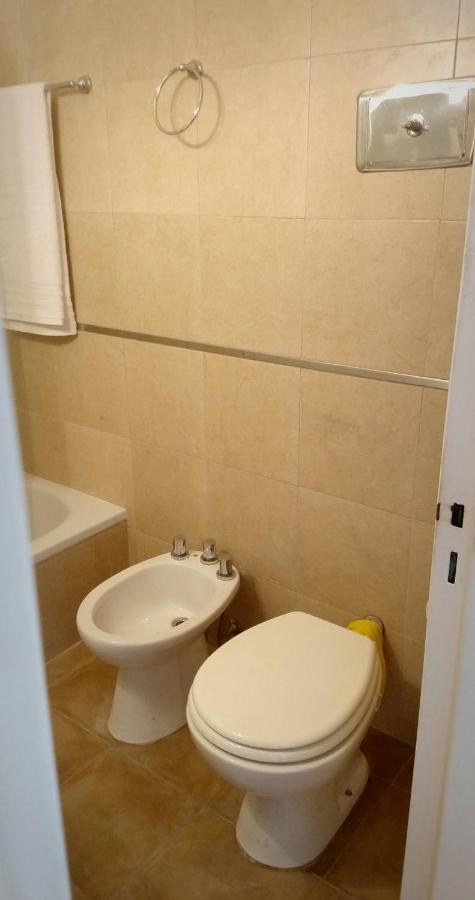 Depto 2 Ambientes Muy Luminoso Con Wifi Y Vista A La Plaza Διαμέρισμα Μπουένος Άιρες Εξωτερικό φωτογραφία